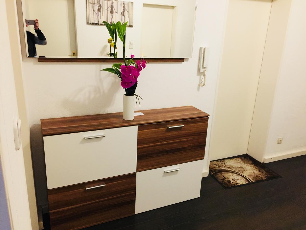 Appartement Dhillon *